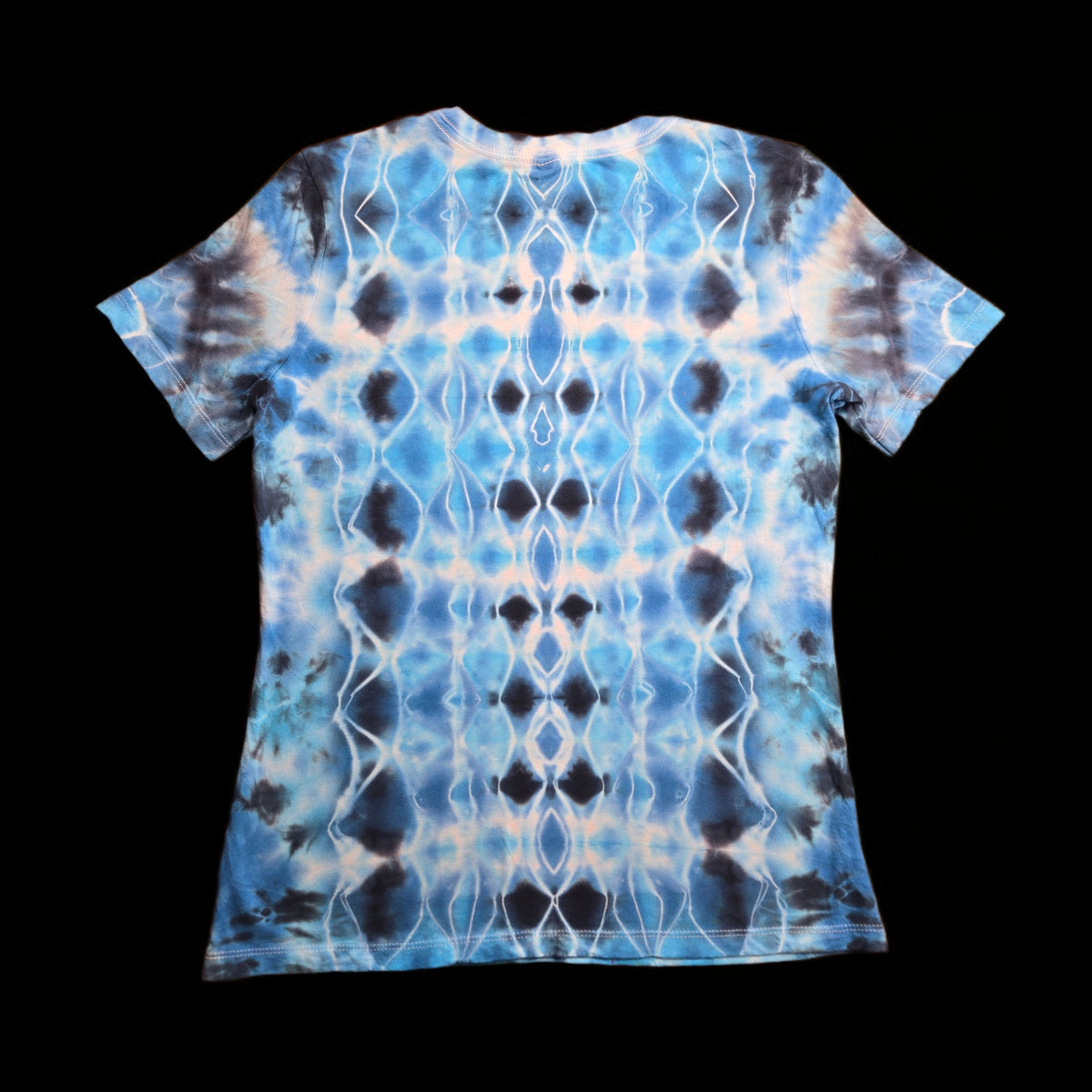 Octagon mandala tie-dye t-shirt - women's small — Back
