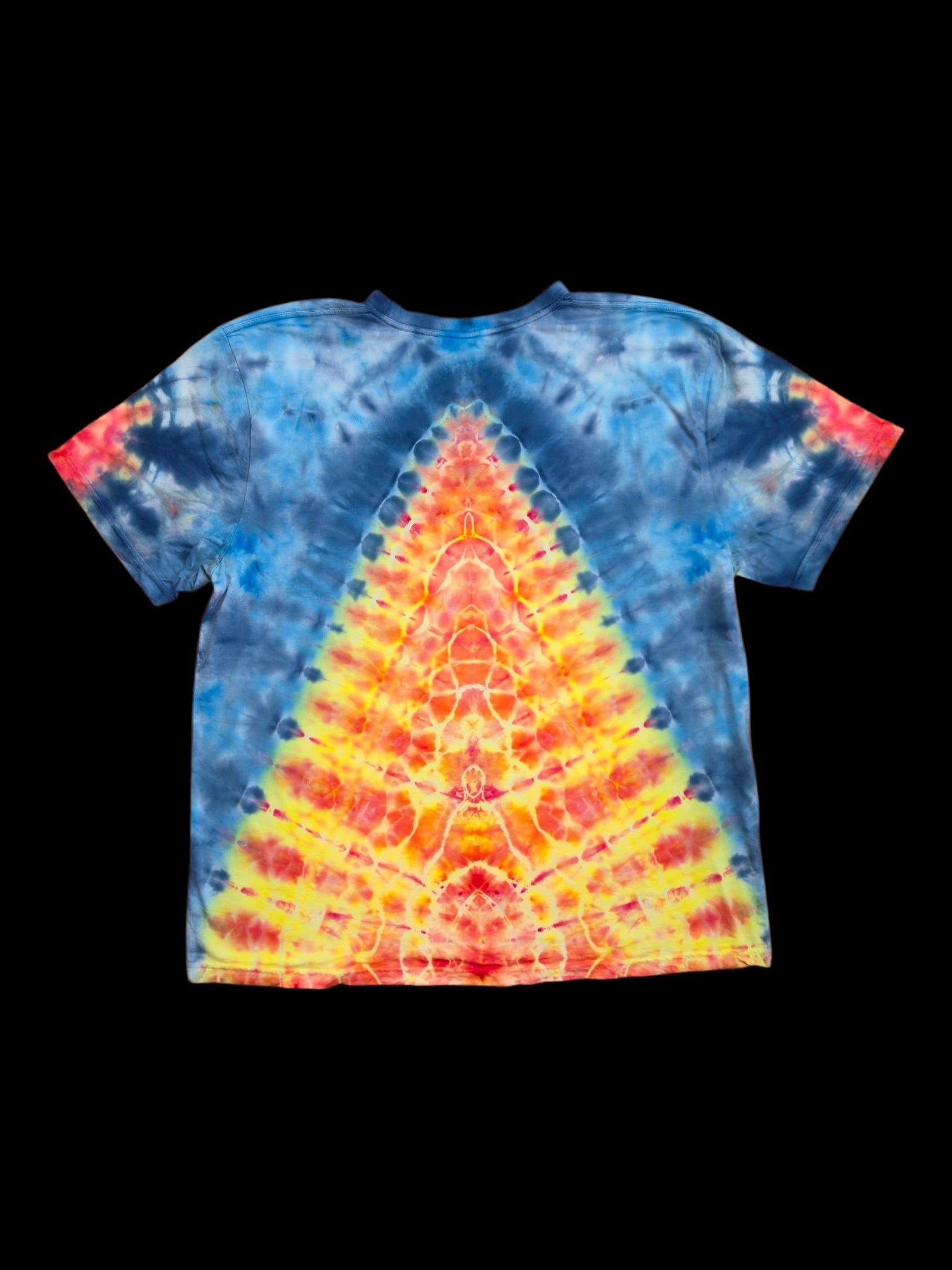 Blue V-Fire Chevron Tie Dye T-Shirt — Unisex 2XL