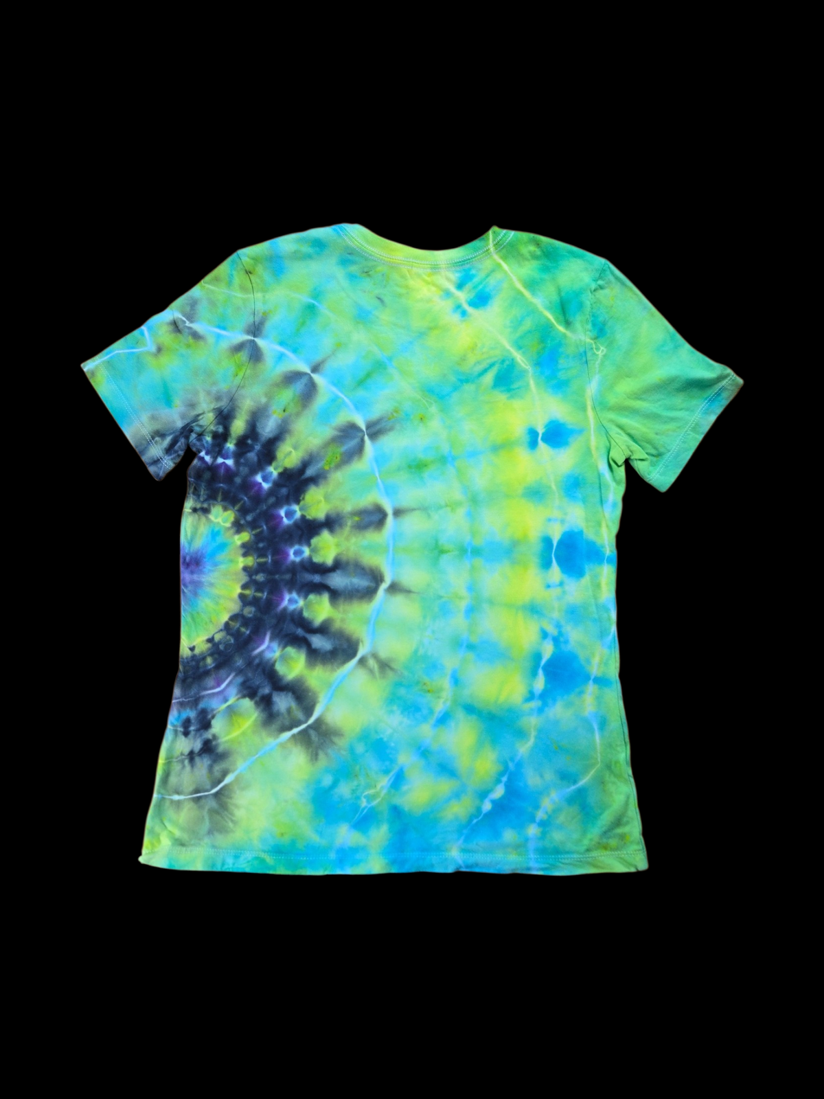 Side fan fold tie-dye t-shirt - women's small — Back