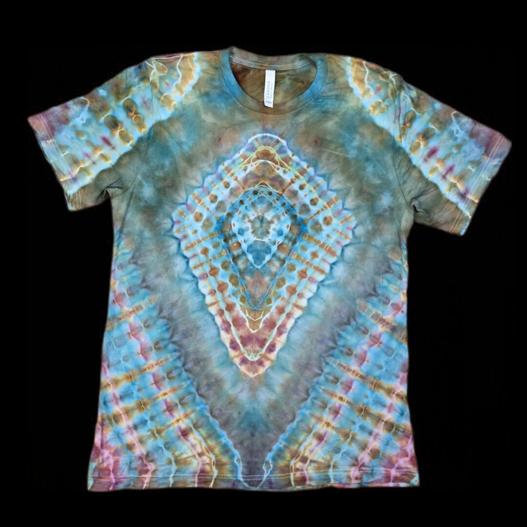 L diamond mandala tie-dye t-shirt image 0