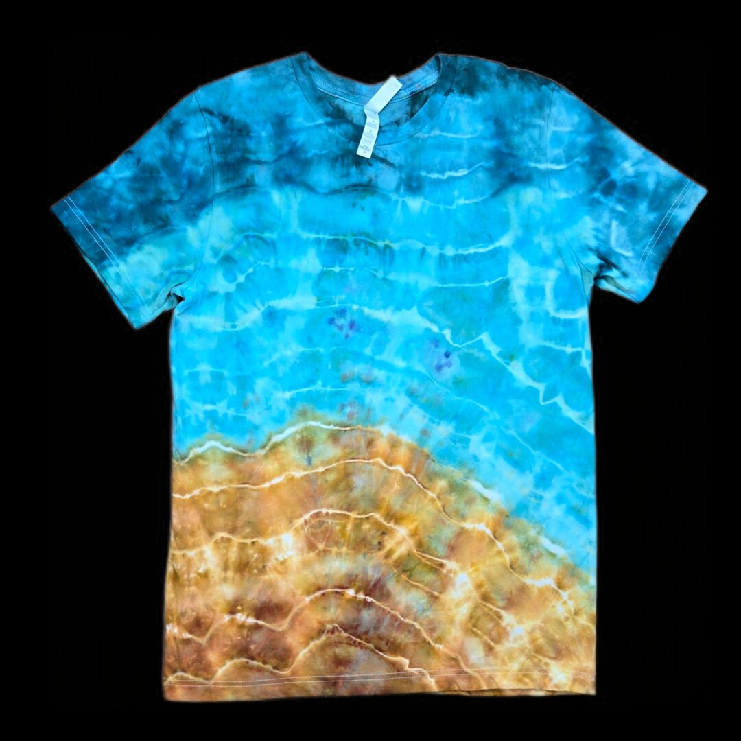 M basic beach image 0