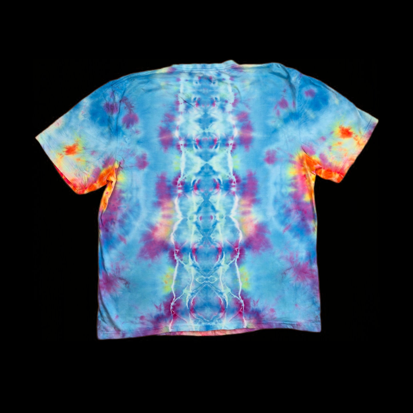 3XL totem and V tie dye t-shirt, unisex