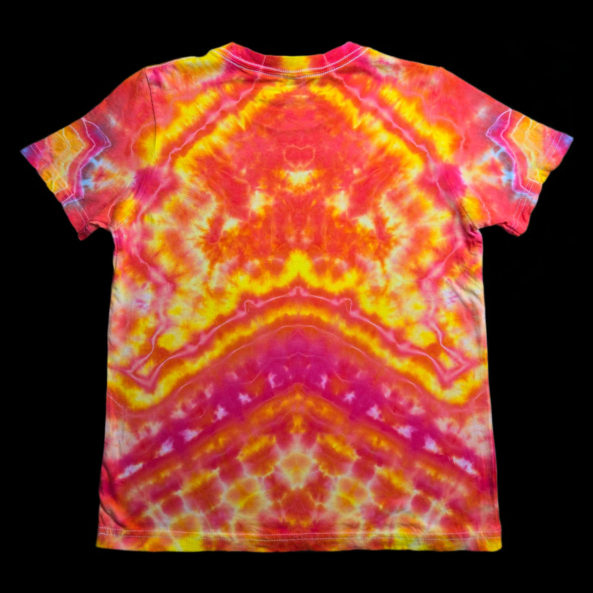 Pentagon mandala tie-dye t-shirt - unisex large — Back — roll